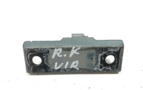 BMW 5 E60 E61 Front door upper hinge