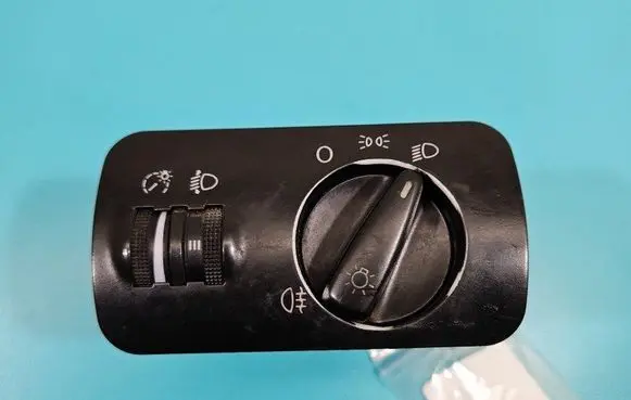 Light switch