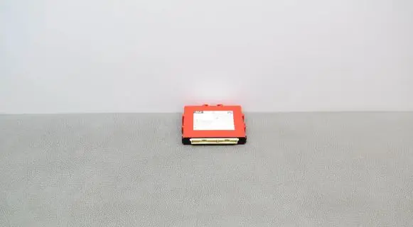 Toyota Prius (XW30) Keyless (KESSY) go control unit/module 8999047061