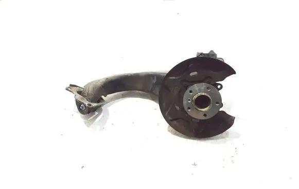 BMW 1 F40 Rear wheel hub 8842880