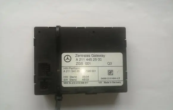Mercedes-Benz E W211 Gateway control module A2115403545 A2114452500