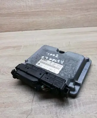 Opel Astra G Engine control unit/module ECU 24417204 0281010457