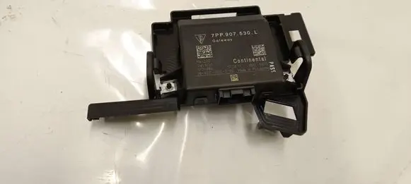 Porsche Cayenne (92A) Gateway control module 7PP907530L