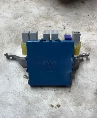 Toyota Corolla Verso AR10 Combustion control unit/module 896180F020 MB1238009021