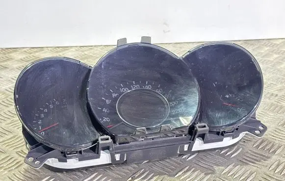 KIA Ceed Speedometer (instrument cluster) 94003A2180