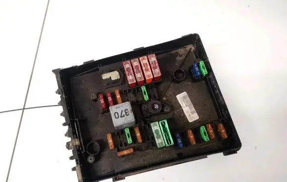 Skoda Octavia Mk2 (1Z) Fuse box set 1k0937125a