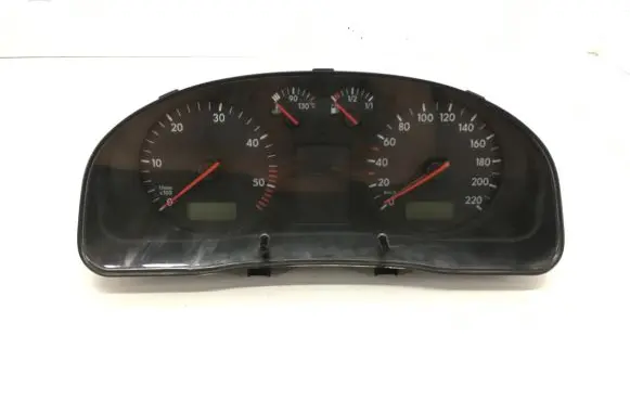Volkswagen PASSAT B5 Speedometer (instrument cluster) 3B0919881N