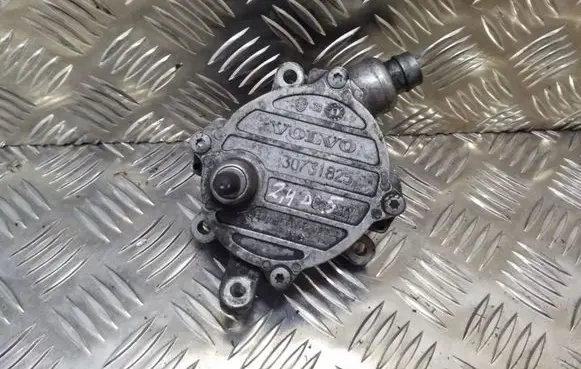 Volvo S80 Vacuum pump 30731825