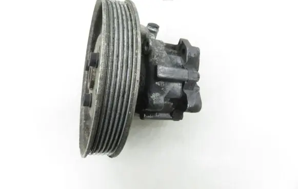 Audi A6 S6 C5 4B Power steering pump 4B0145156