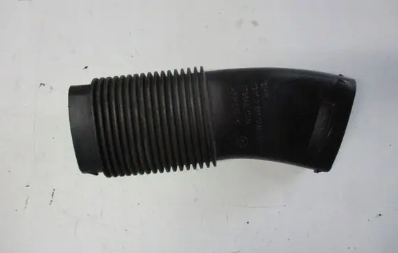 BMW 2 Active Tourer U06 Air intake duct part 7811018