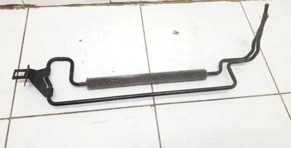 Mercedes-Benz E W211 Power steering radiator P1731