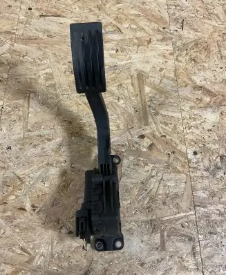 Volvo V50 Accelerator throttle pedal 4M519F836AK 6PV00864132