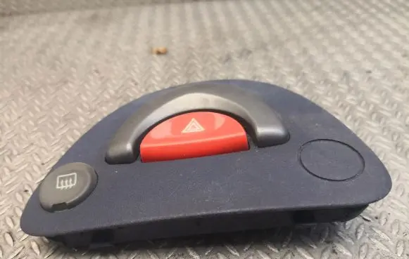 Smart ForTwo I Hazard light switch