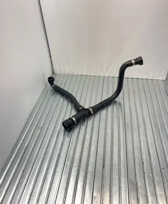 BMW 5 E60 E61 Engine coolant pipe/hose 7787456