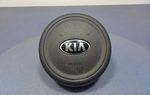 Steering wheel airbag