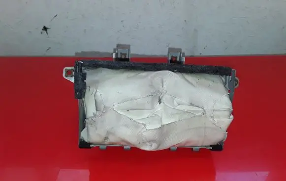 Mitsubishi Grandis Passenger airbag MN173206 E00365105P2J