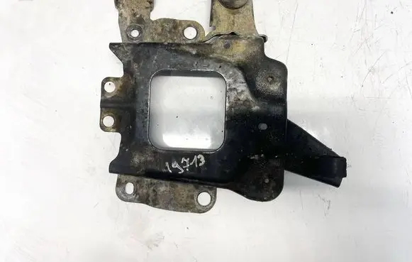 Mazda 5 Battery bracket 