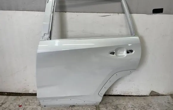 Toyota RAV 4 (XA50) Rear door 6700442191