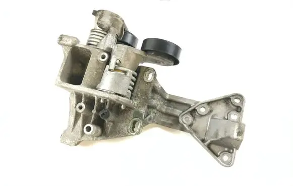 Volvo V40 Generator/alternator bracket 31316826