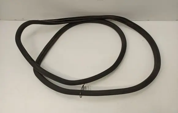 Mercedes-Benz E W211 Front door rubber seal