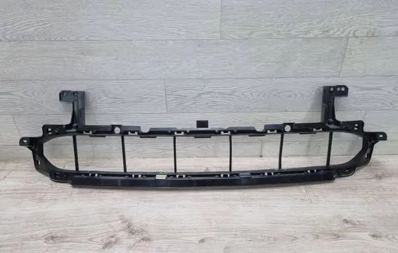 Mazda CX-30 Front bumper lower grill DFR5501T1