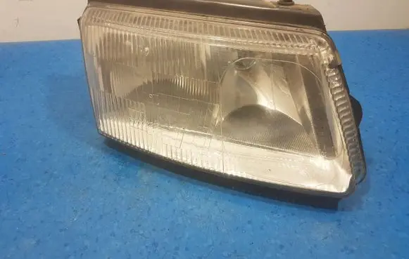 Volkswagen PASSAT B5 Headlight/headlamp