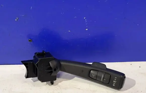 Volvo V50 Wiper control stalk 8691993