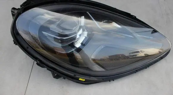 Porsche Macan (95B) Headlight/headlamp 95B941010AH