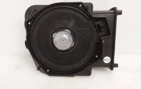 BMW 2 F44 Subwoofer speaker 9275996