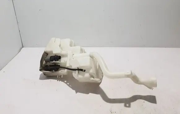 Volvo C40 Windshield washer fluid reservoir/tank 32237293