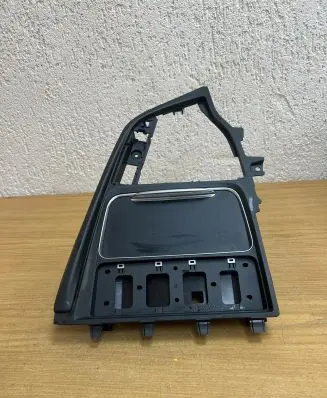 BMW 3 GT F34 Cup holder 105495994C F3601