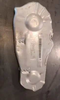 Volkswagen Touareg II Timing belt guard (cover) 057109123AE
