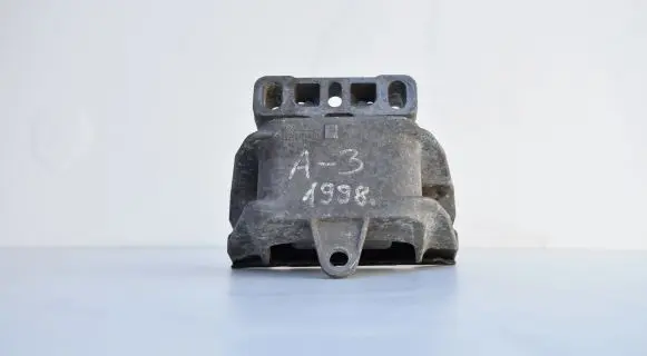 Audi A4 S4 B8 8K Engine mount bracket 1JO199555