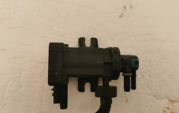 Opel Combo E Valve vacuum 9812404180 36042464 068201518