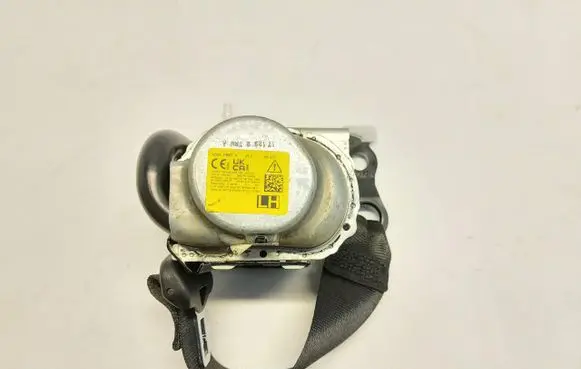 Mercedes-Benz GLC C254 Rear seatbelt 