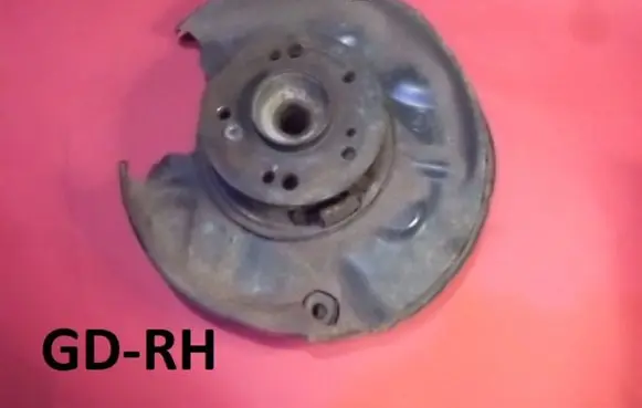 Mercedes-Benz E W210 Rear wheel hub spindle/knuckle A2102225