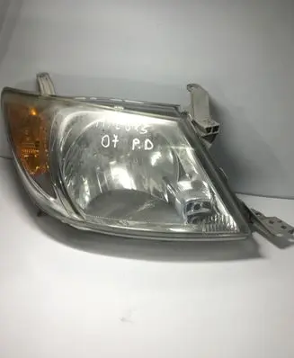 Toyota Hilux (AN10, AN20, AN30) Headlight/headlamp 7120