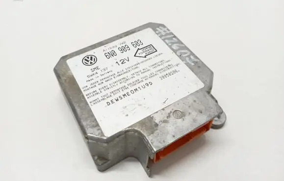 Volkswagen Golf III Airbag control unit/module 6N0909603 5WK4137