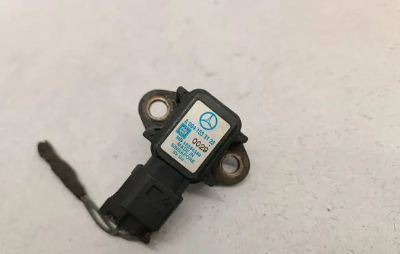 Mercedes-Benz C W203 Air pressure sensor A0041533128 Al0041533128 16244349