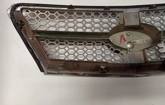 KIA Sorento Front grill 863503E020
