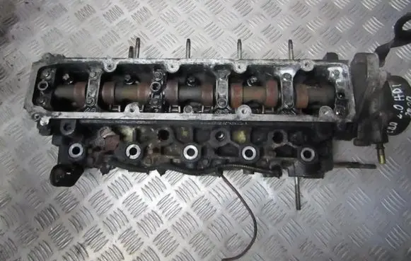 Engine head