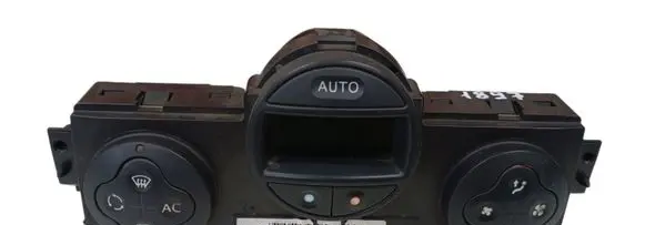 Renault Megane II Climate control unit 8200344840