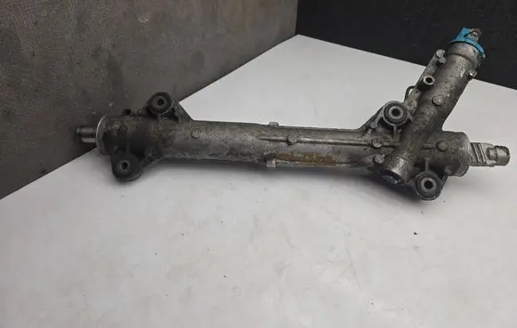Mercedes-Benz Sprinter W906 Steering rack A9064600900 R9061101006