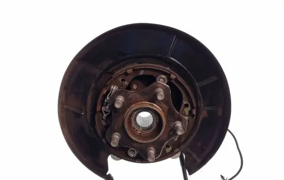 Rear wheel hub