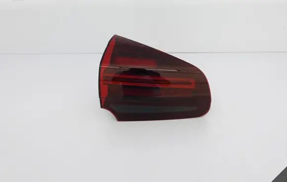 Porsche Cayenne (92A) Tailgate rear/tail lights 7P5945307B