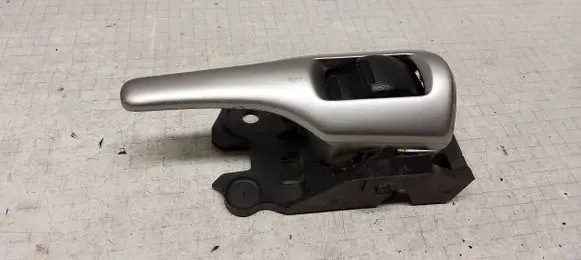 Toyota Verso Rear door interior handle 62318A1