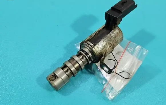 Citroen C4 Grand Picasso Camshaft position sensor 9652536480 IMPRK1559090