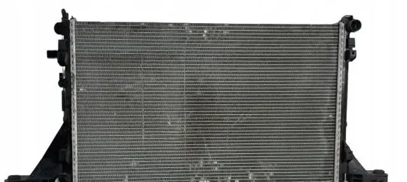 Renault Master III Coolant radiator