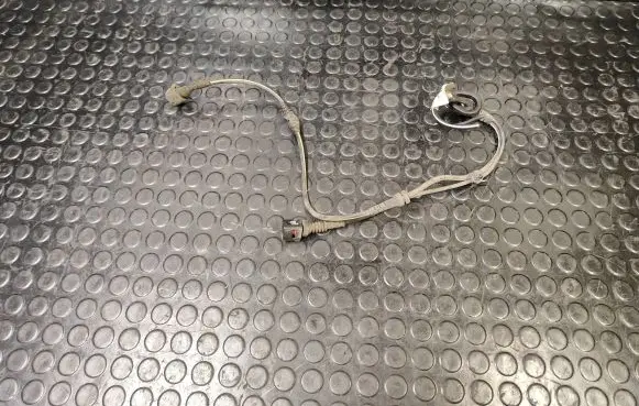 Skoda Superb B6 (3T) Front ABS sensor wiring 