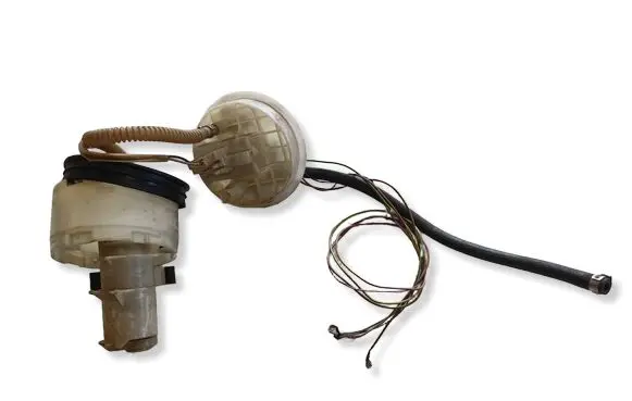 Audi A4 S4 B5 8D In-tank fuel pump 8D0201319